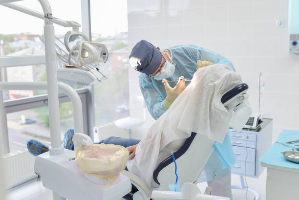 Best Mobile Emergency Dentist in Old Hill, CT